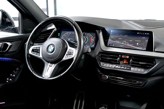 BMW 118i 10 of 19