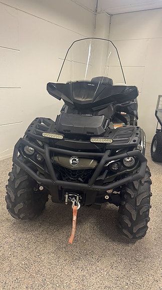 Can-Am Outlander 1000 Max xu+ 6x6 Outlander 1000 Max xu+ 16 of 16