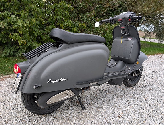 Royal Alloy TG350 SE 4 of 10
