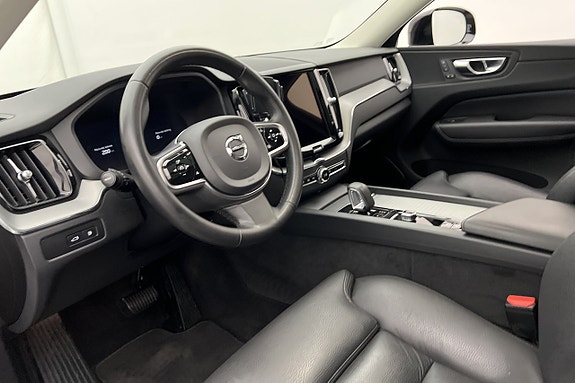 Volvo XC60 10 of 30