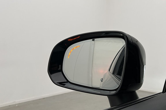 Volvo XC60 27 of 30