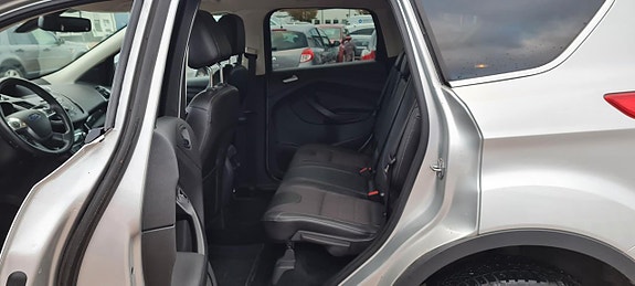 Ford Kuga 11 of 11