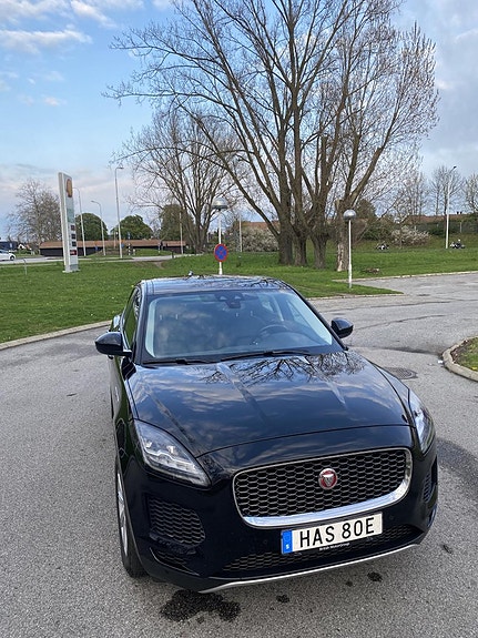 Jaguar E-PACE 8 of 15