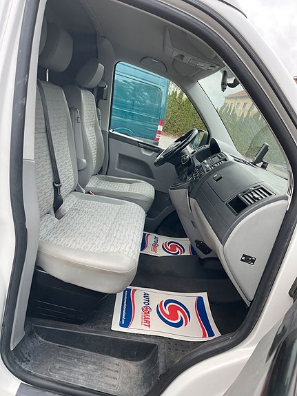 Volkswagen Transporter 19 of 23
