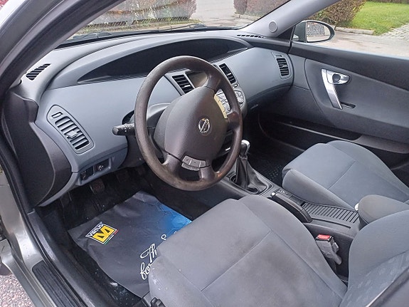 Nissan Primera 6 of 22