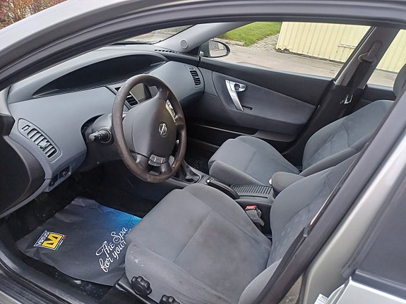 Nissan Primera 15 of 22