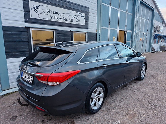 Hyundai i40 4 of 5