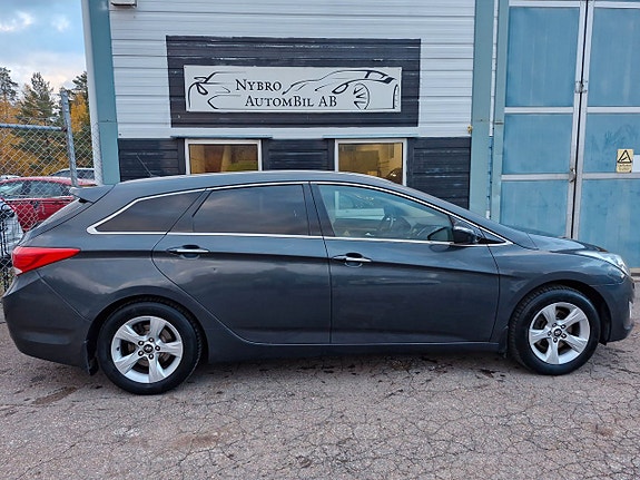Hyundai i40 3 of 5