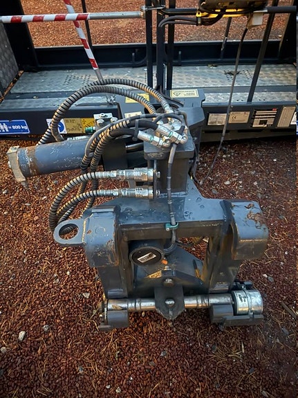 TRE EMME arbetsplattform utdragbar med Merlo-fäste