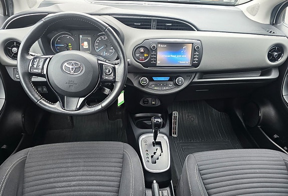 Toyota Yaris 8 of 11