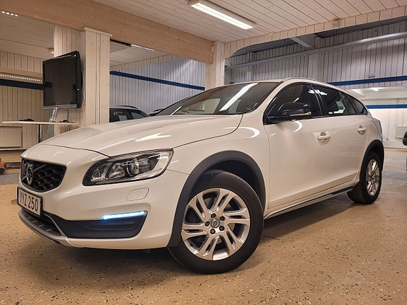 Volvo V60 Cross Country