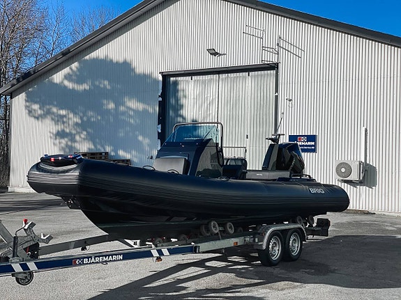 BRIG Eagle 6.7 - Mercury F175 V6 | NYSKICK