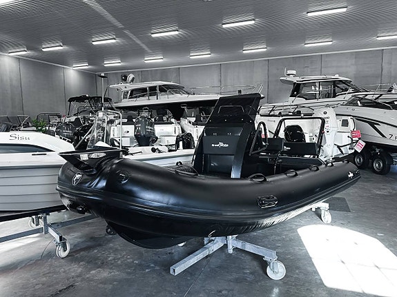 Greatwhite DLX500 - Mercury F50 | NYSKICK