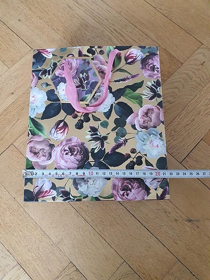 Product image 1 of 6