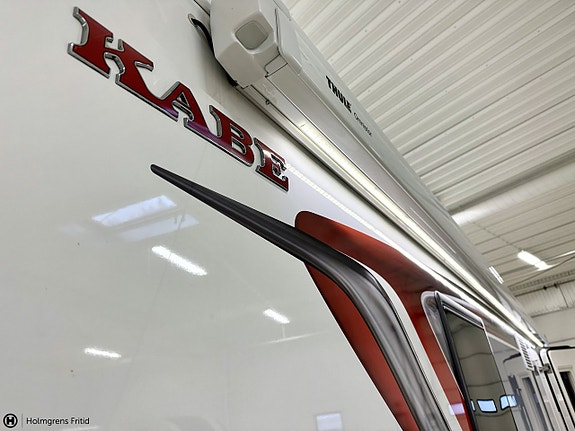 Kabe Imperial Travel Master Intergrated 910 QB Cinderella 7 of 23