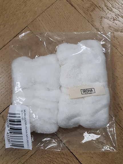 Product image 1 of 2