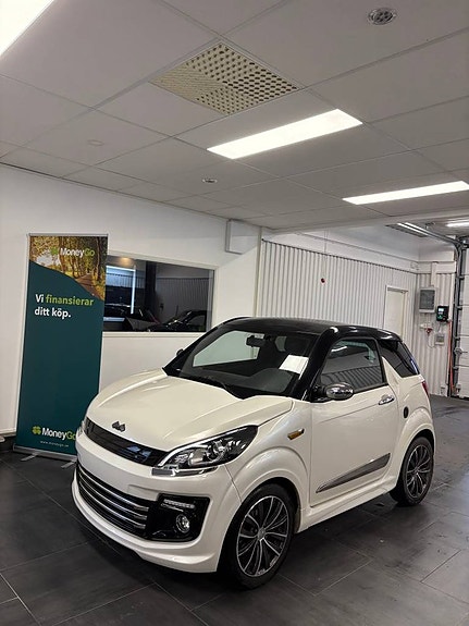 Mopedbil Ligier JS50 DCI A/C (1-ägare)