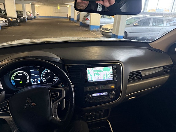 Mitsubishi Outlander 8 of 20