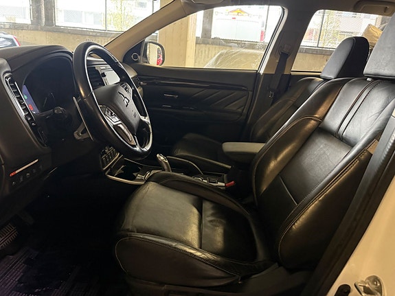 Mitsubishi Outlander 9 of 20