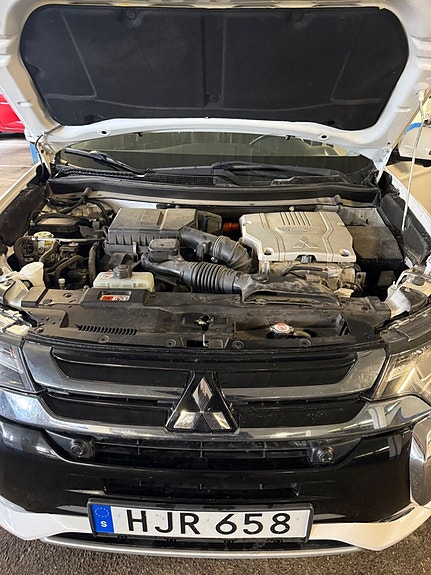 Mitsubishi Outlander 15 of 20