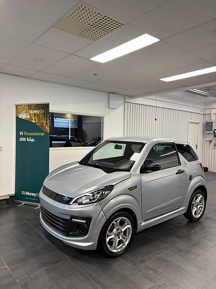 Mopedbilar köpes och hämtas i hela Sverige