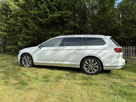 Volkswagen Passat 4 of 5