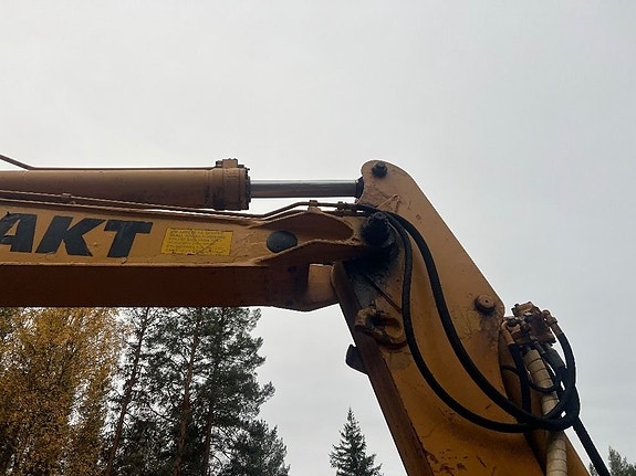 Liebherr 902 6 of 19