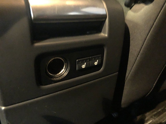 Volvo V70 8 of 17