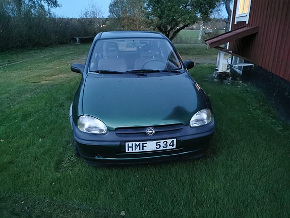 Opel Corsa 2 of 5