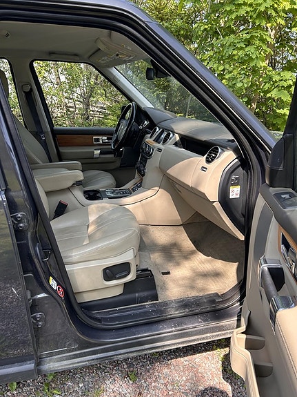 Land Rover Discovery 5 of 7