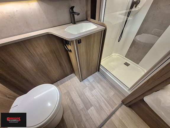 Kabe ROYAL 630 TDL KS 11 of 17