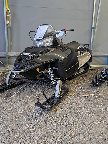 Polaris IQ SHIFT 550 136"