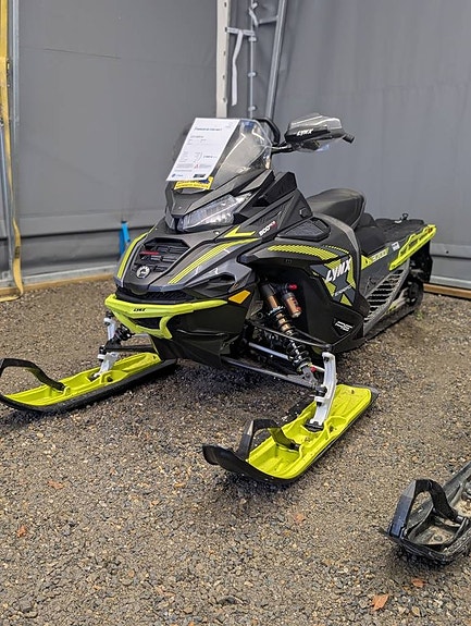 LYNX X-TERRAIN RE 3700 900 ACE TURBO