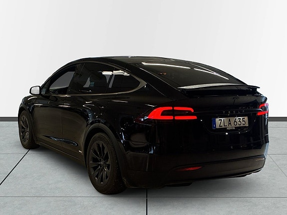 Tesla Model X 5 of 5