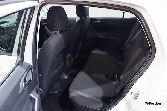 Volkswagen T-Cross 12 of 19