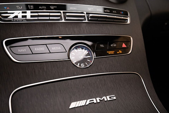 Mercedes-Benz C63 12 of 30