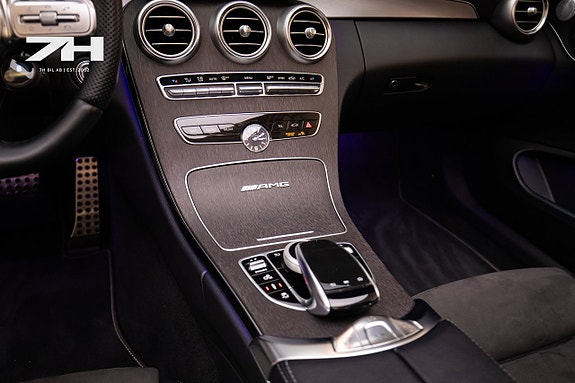 Mercedes-Benz C63 30 of 30