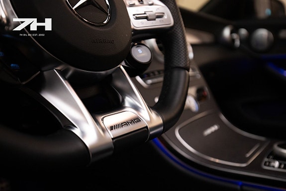 Mercedes-Benz C63 16 of 30