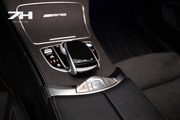 Mercedes-Benz C63 29 of 30