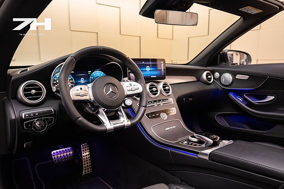 Mercedes-Benz C63 10 of 30