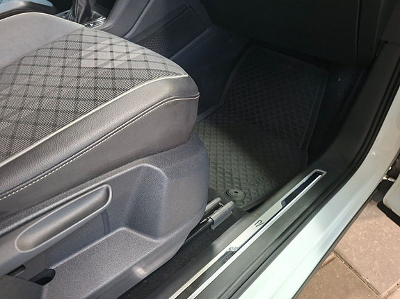 Volkswagen Tiguan 8 of 21