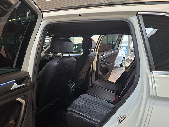 Volkswagen Tiguan 11 of 21