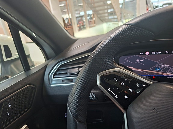 Volkswagen Tiguan 21 of 21