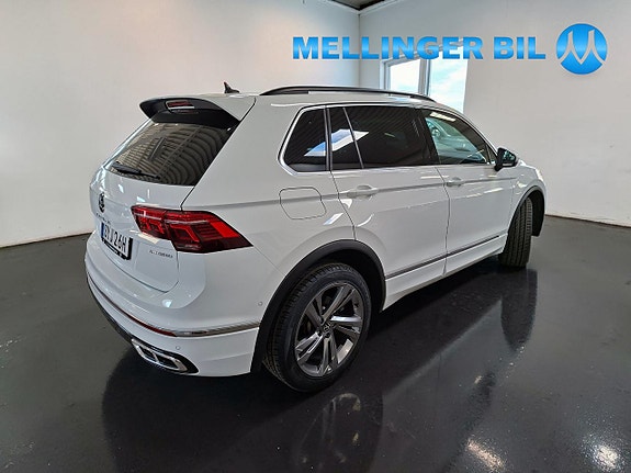 Volkswagen Tiguan 3 of 21