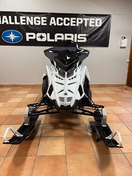 Polaris 650 Switchback SP 146 CRAZY DEAL ABRIS Sälen Köp ONLINE 5 of 8