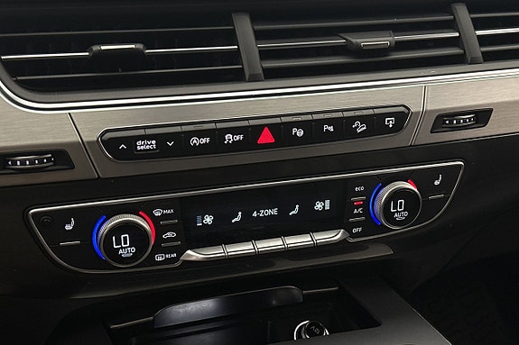 Audi Q7 22 of 30