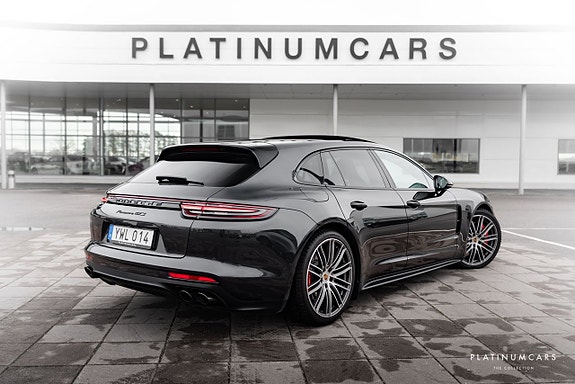 Porsche Panamera GTS 2 of 5