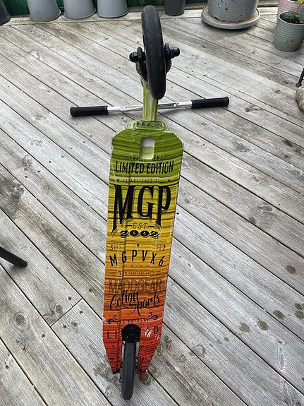 Product image 3 of 6