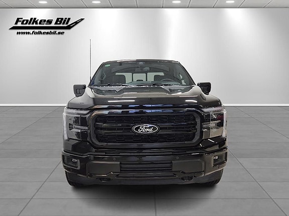 Ford F-150 2 of 5