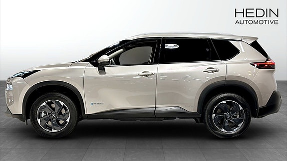 Nissan X-Trail 6 of 17
